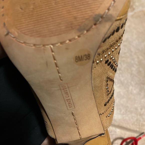 Tan Studs Vince Camuto sling back heels - Picture 6 of 6